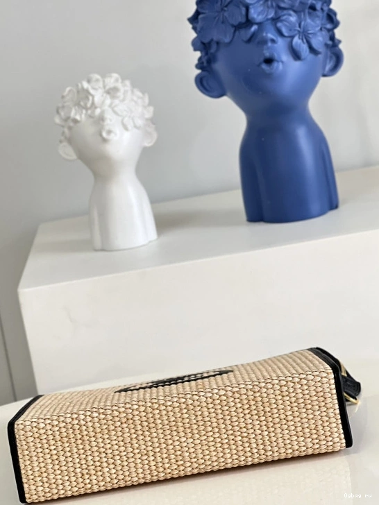 LOUIS TOILETRY ON POUCH CHAIN VUITTON 0726
